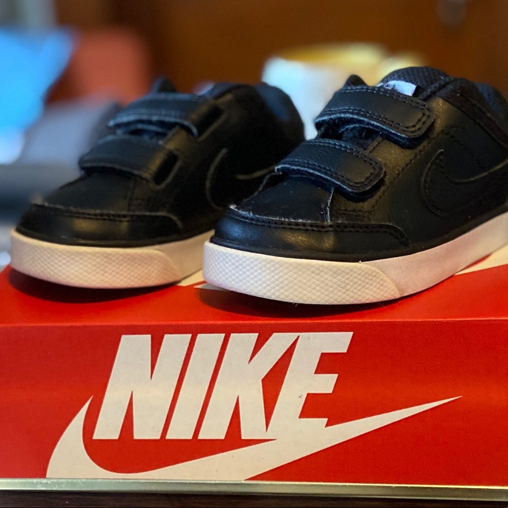 Toddler SZ 7c Nike Capri 3 LTR (TDV) sneakers